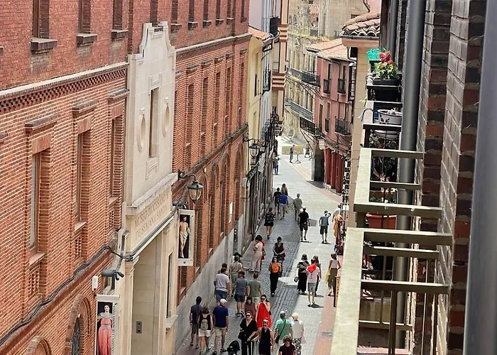 Appartamento Catedral - Vistas A La Catedral & Parking León